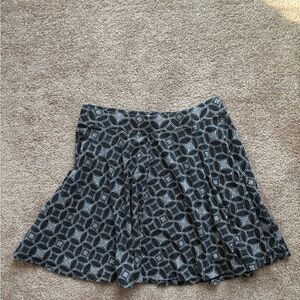 Stylish Black and Gray Patterned Skirt